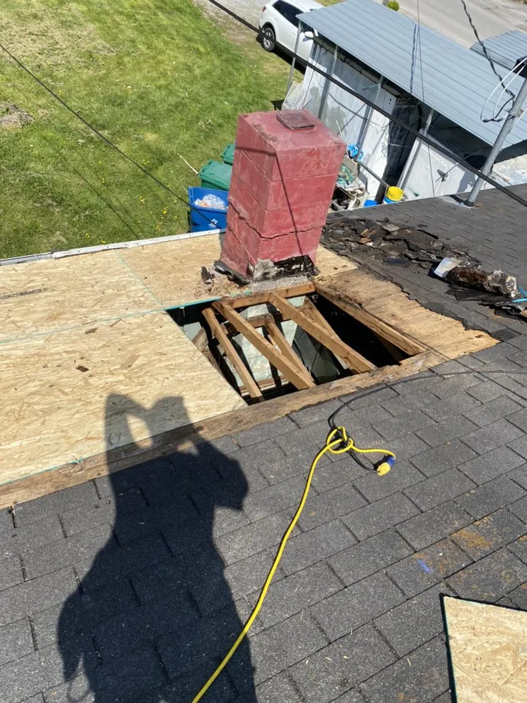 Slide of D & R Dynamic Decking