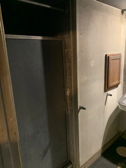 Slide of D & Y Construction