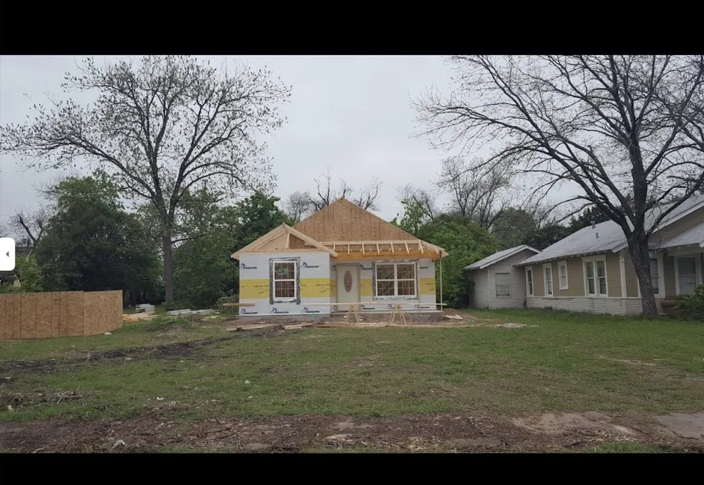 Slide of D and A Howard Construction