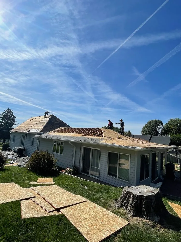 Slide of D and G Roofing