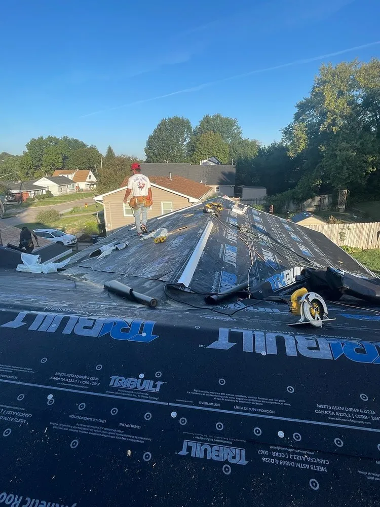 Slide of D and G Roofing