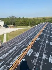 Slide of D and R Roofing