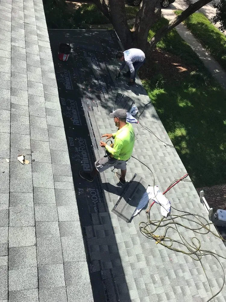 Slide of D-B Roofing Inc