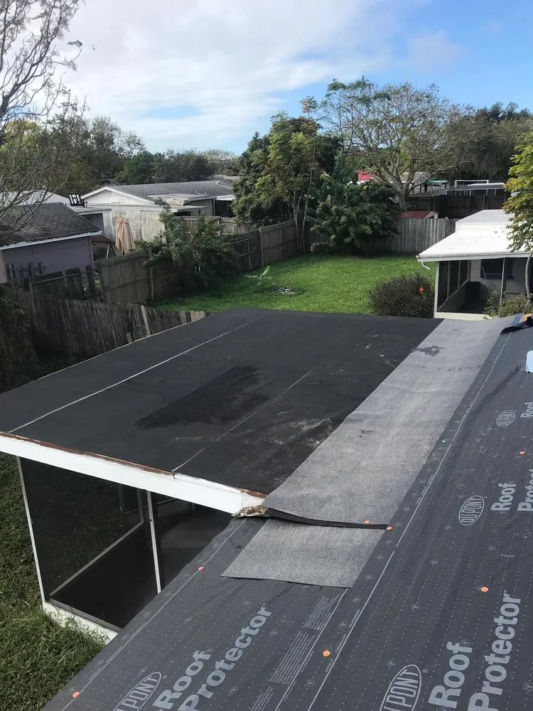 Slide of D-B Roofing Inc