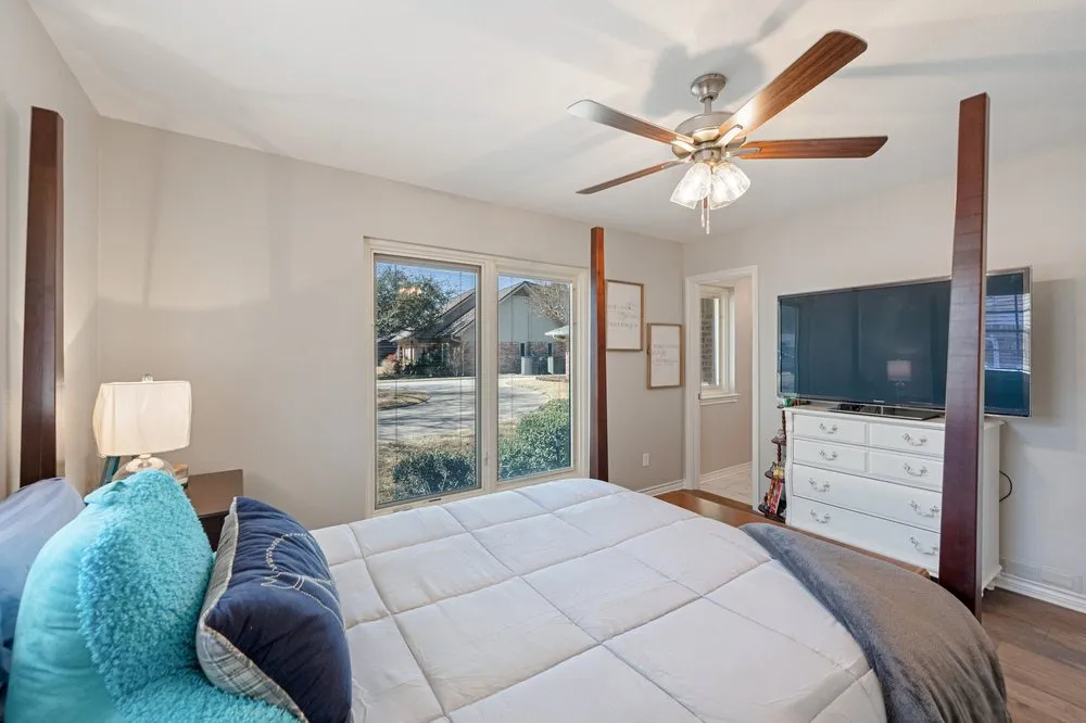 Slide of D Bassett Roofing & Renovation