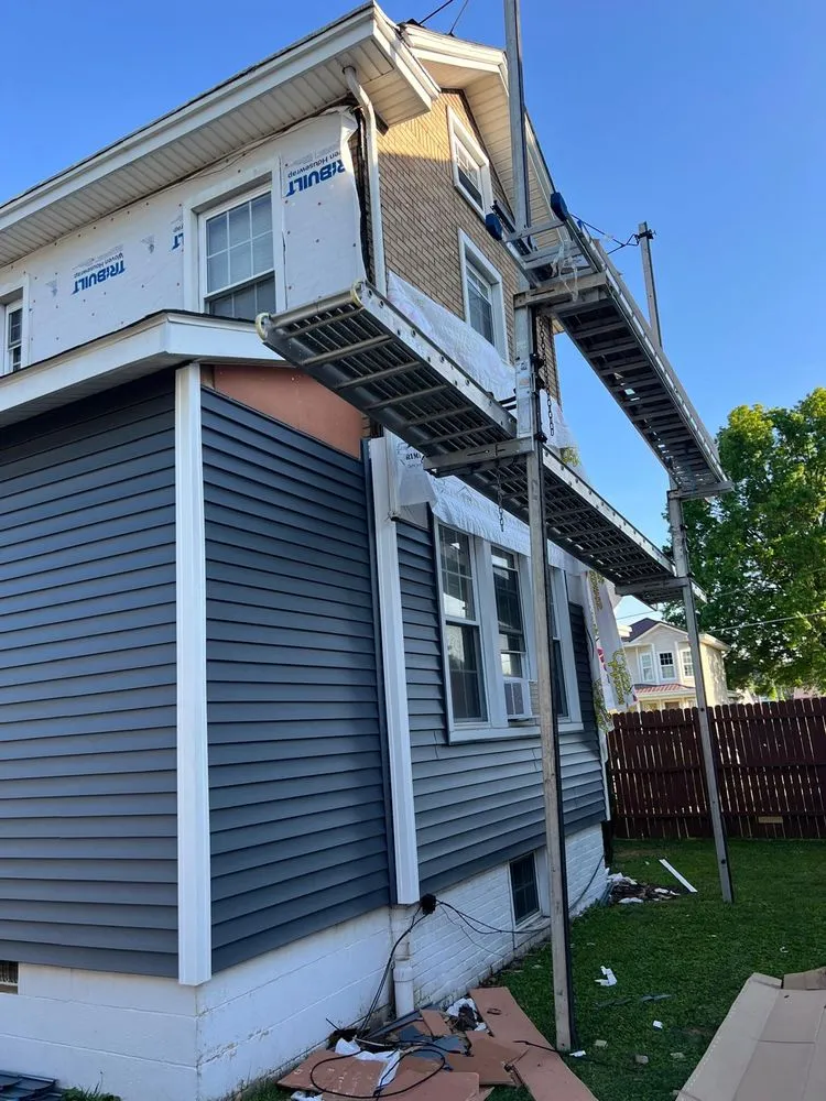 Slide of D Gem 4 Construction