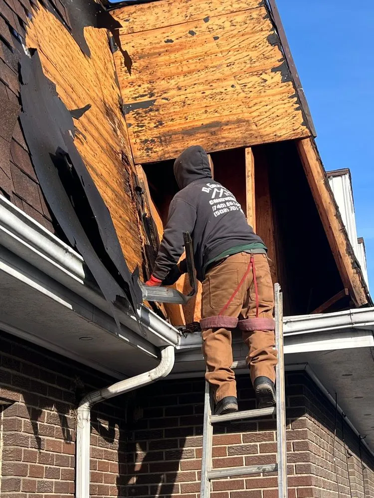 Slide of D Gem 4 Construction