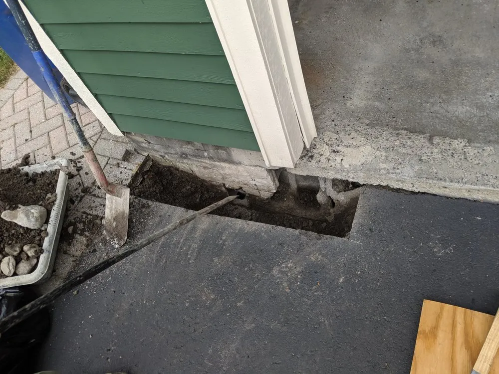 Expert roof replacement near you in Jamesville, NY by D H Ferrarone Company