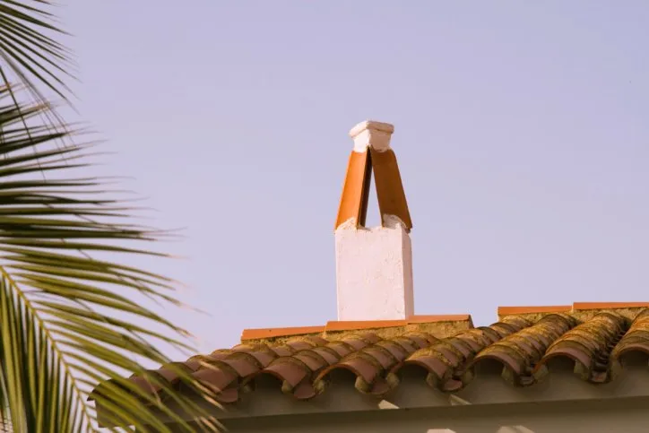 Slide of D Hodges Roofing