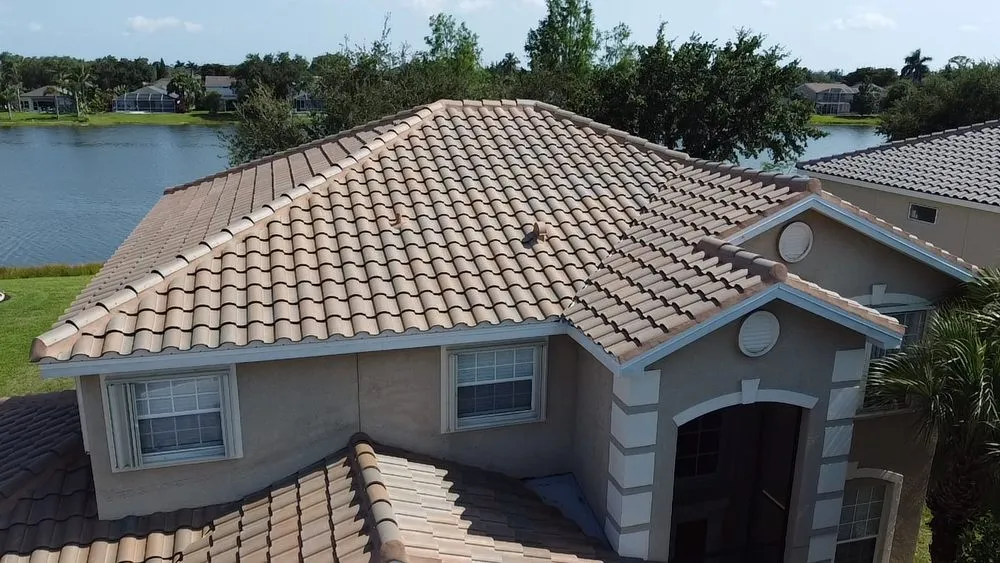 Slide of D’ Roofing Group