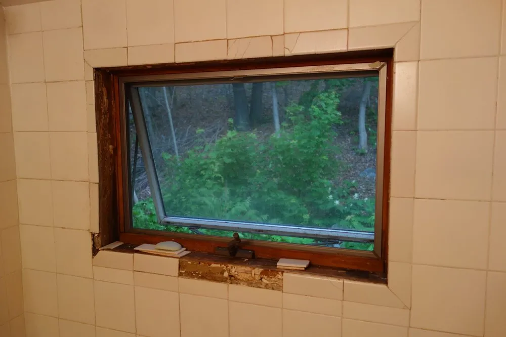 Slide of D S Brody & Associates