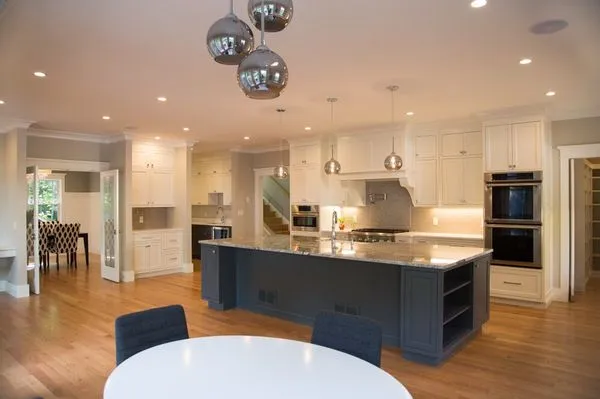 D S Brody & Associates