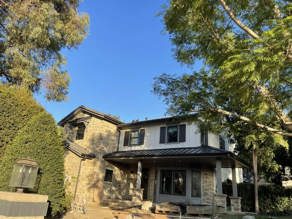 Slide of D Salvadors Roofing