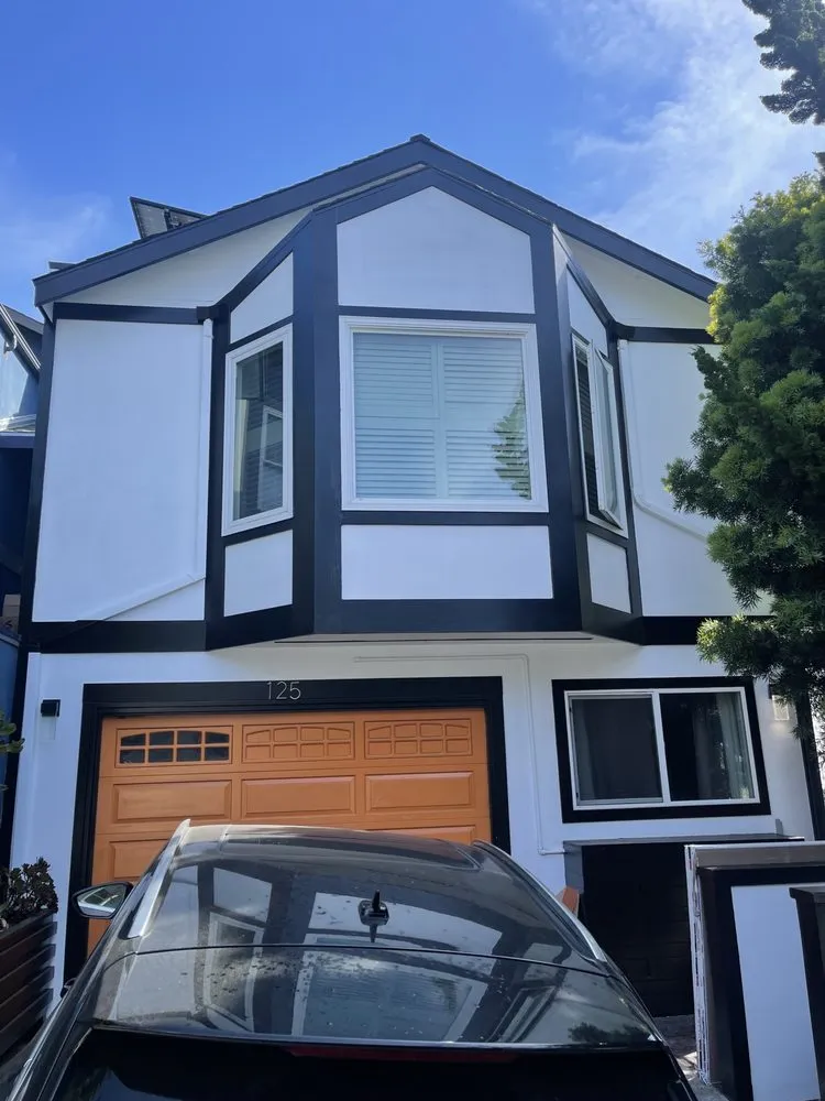 Slide of D T General Construction