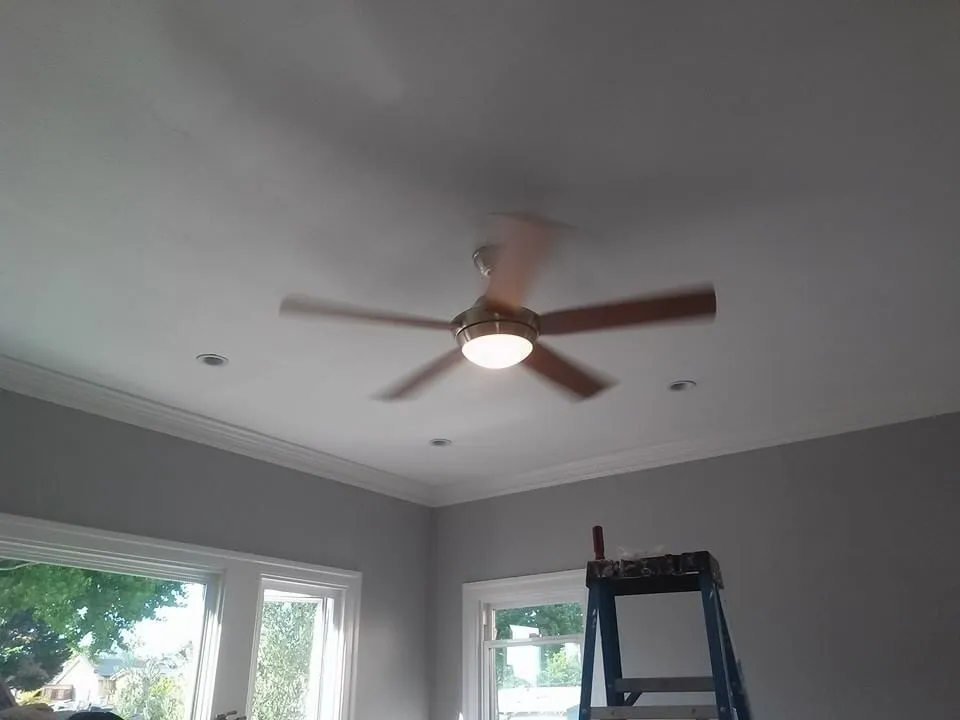 Slide of D T General Construction