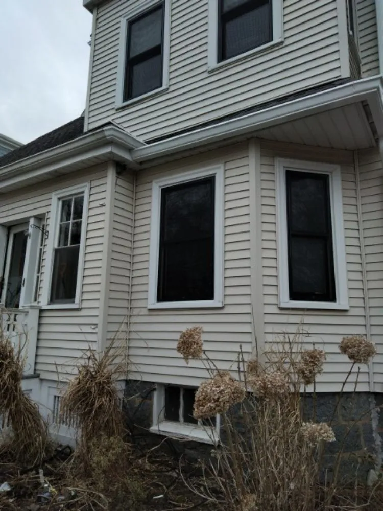 Slide of Da Mata Construction