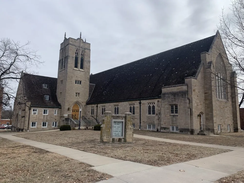 Slide of DACA Roofing