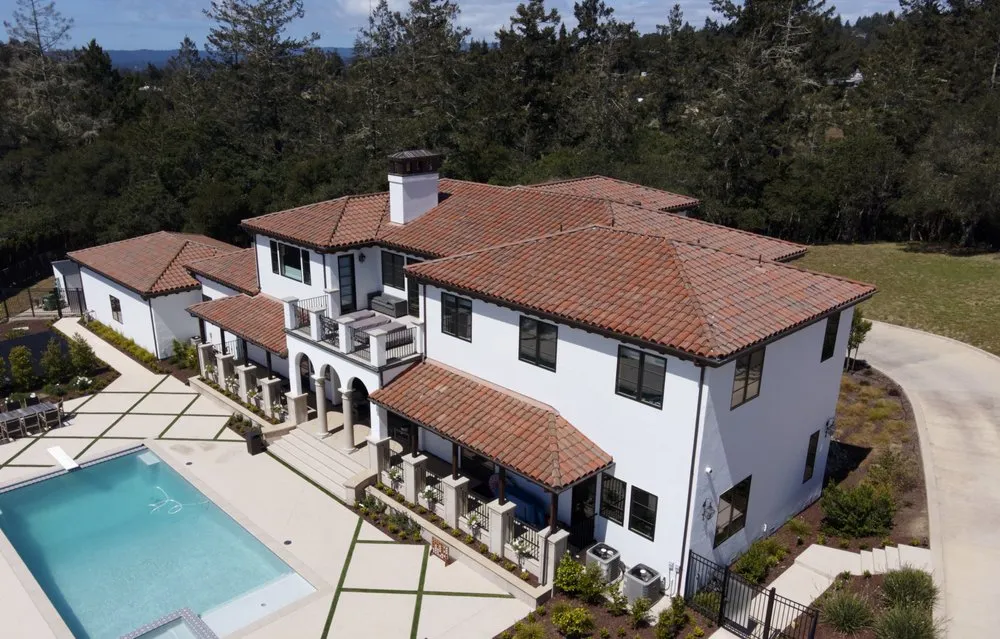 Slide of Daddario Roofing