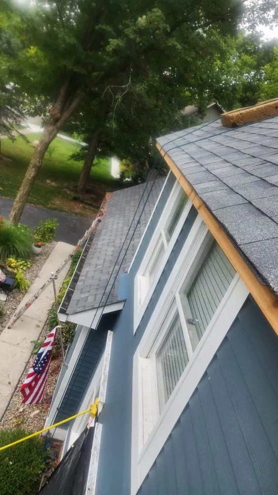 Slide of Dad&Son Roofing Company