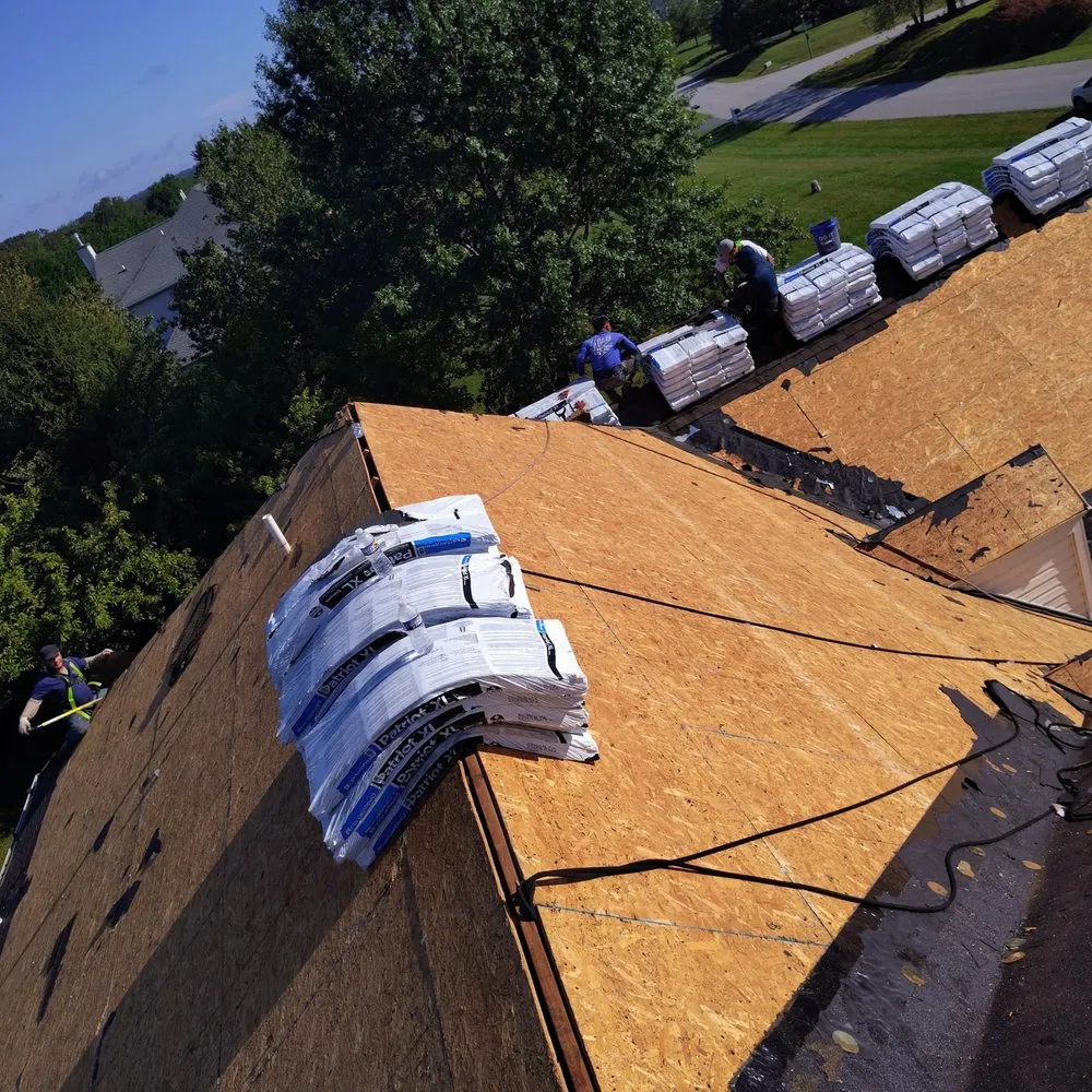 Reliable shingle roofing service experts serving Halethorpe, MD - Daily Repairs Company