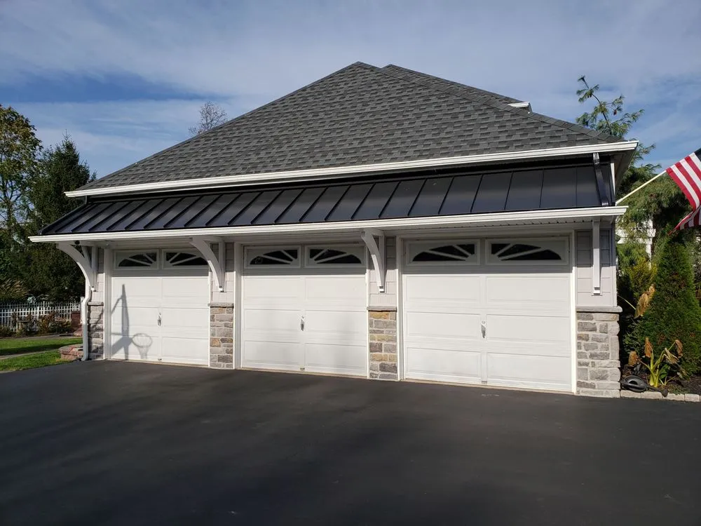 Slide of Dale Rimmer Siding