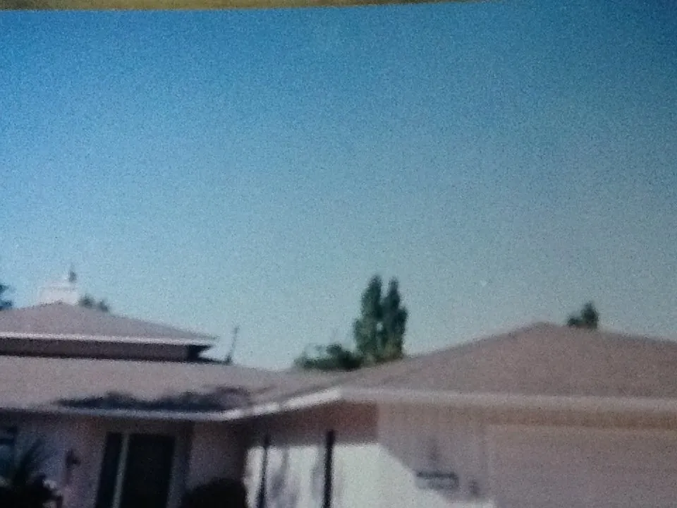 Slide of Dale's Gone Roofing