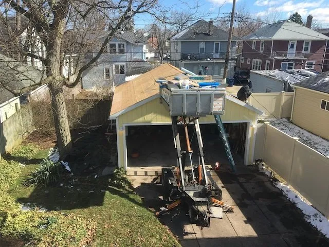 Slide of Dalex Roofing