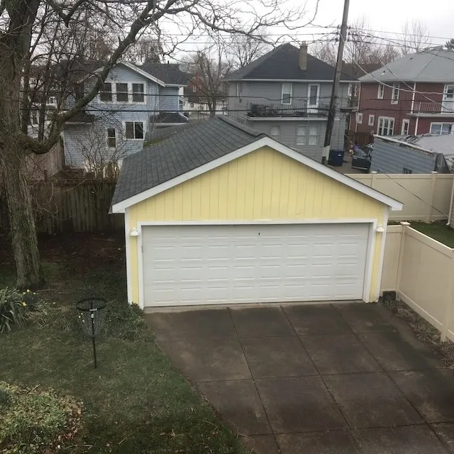 Slide of Dalex Roofing