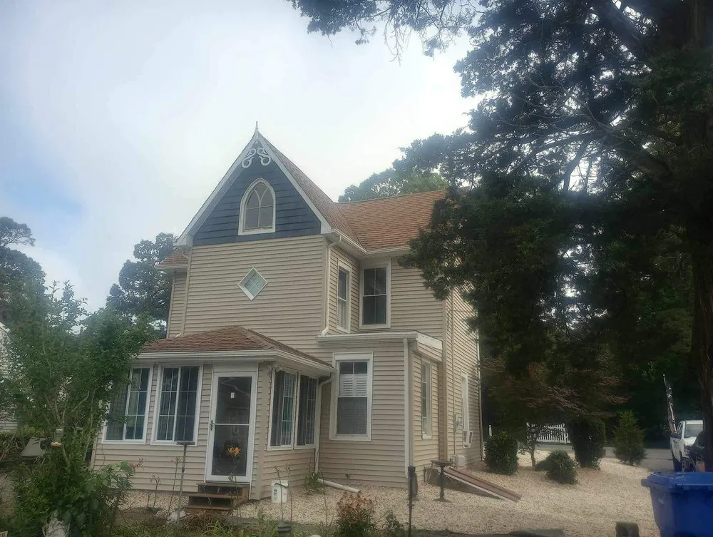 Licensed shingle roofing service in Whiting, NJ - Daley Estates