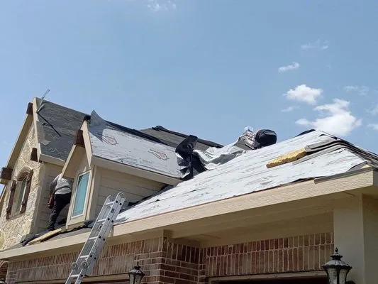 Dallas Pro Contractors Logo