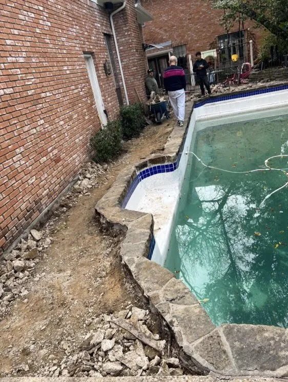 Slide of Dallas Star Construction