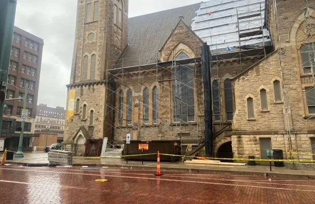 Slide of Dan Buxton Roofing