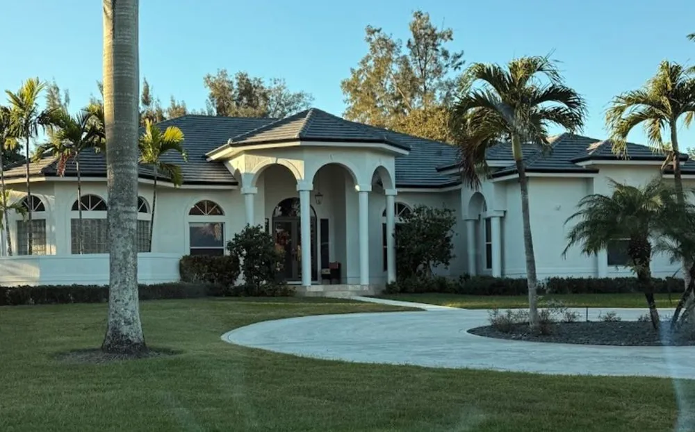 Slide of Dan The Shingle Man Roofing