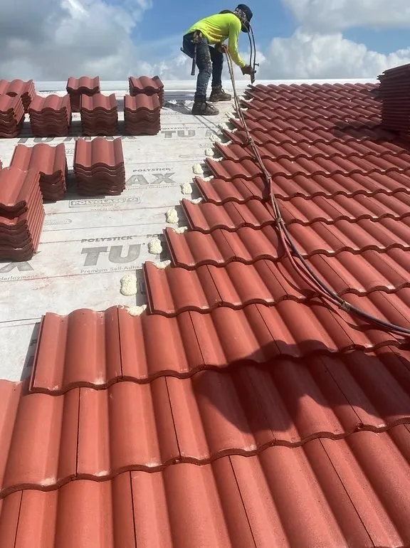 Slide of Dan The Shingle Man Roofing