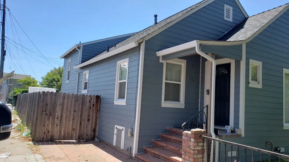 Slide of Danel Roofing