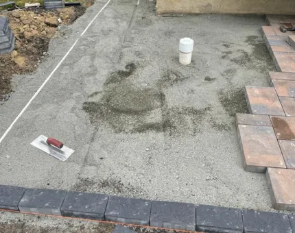 Slide of Dani Construction