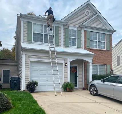 Daniel General Contractor Logo