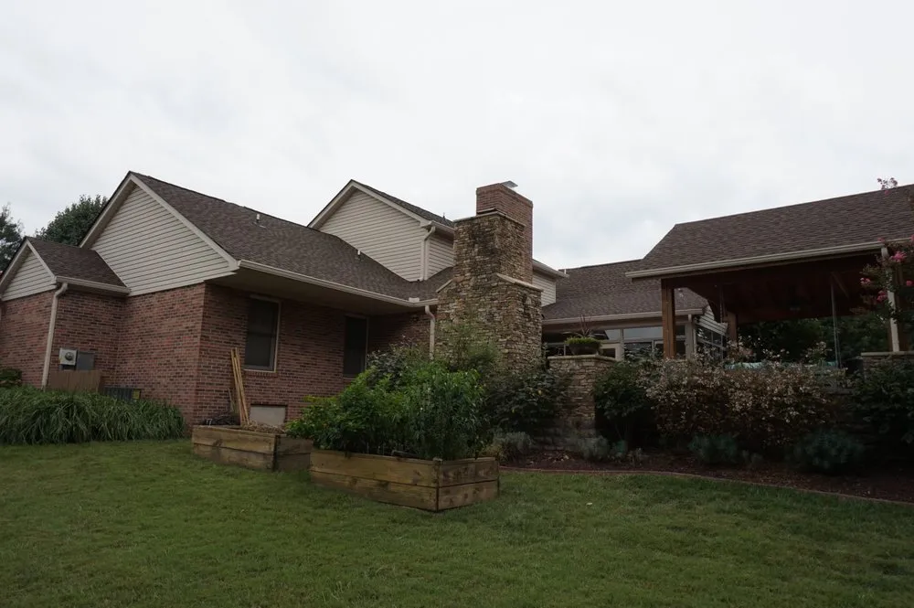 Slide of Daniel Hood Roofing