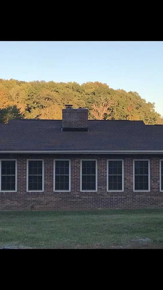 Slide of Daniel Hood Roofing