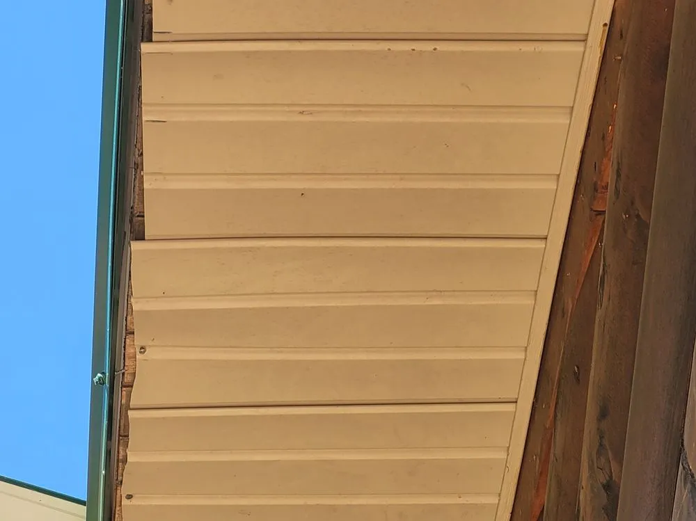 Slide of Daniel Hood Roofing