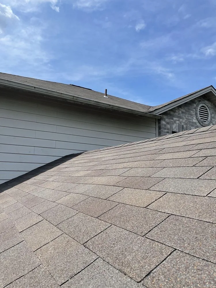 Slide of Daniel Orosco Roofing