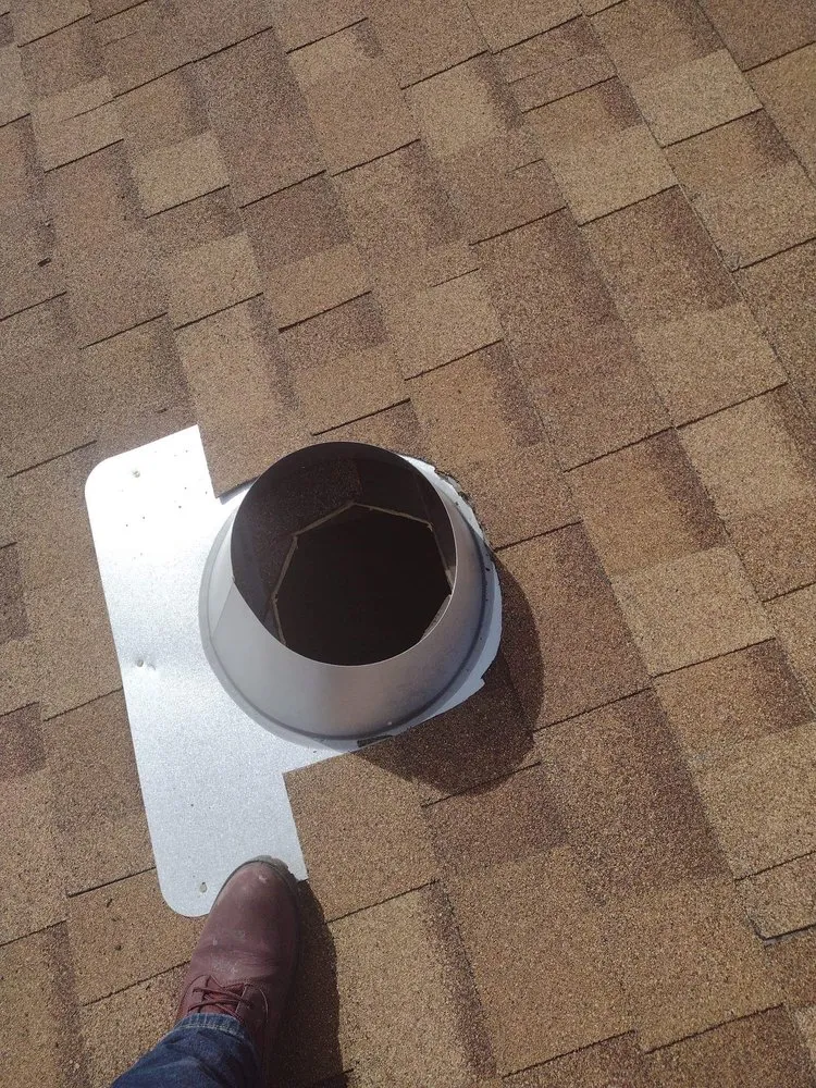 Slide of Daniel Rivera Roofing