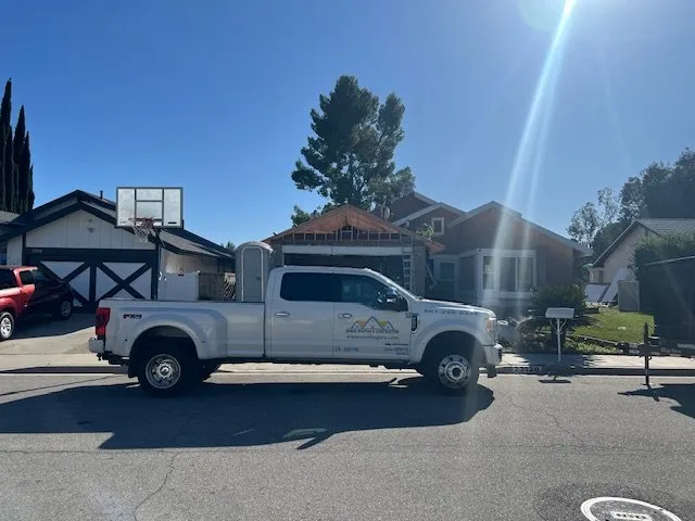 Slide of Daniel Roofing & Construction