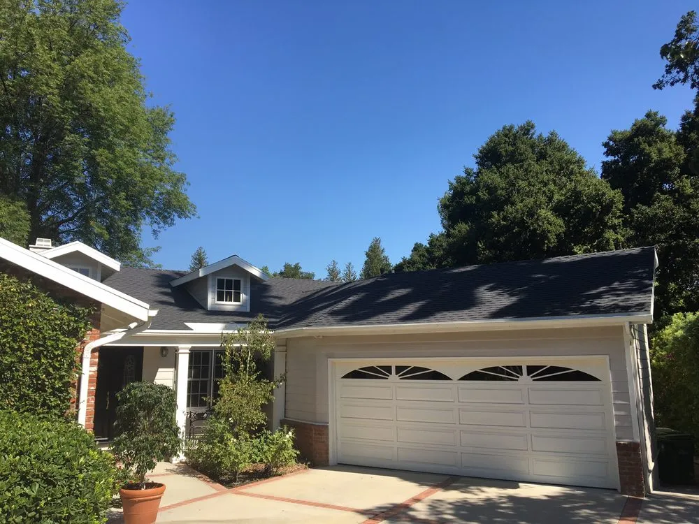 Slide of Daniel Tall Roofing