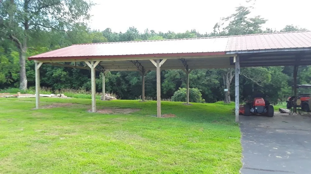 Slide of Daniel's Roofing & Construction