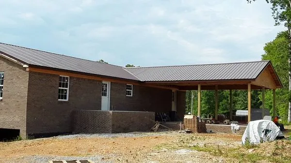 Daniel's Roofing & Construction