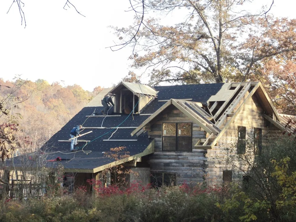 Slide of Daniel's Roofing