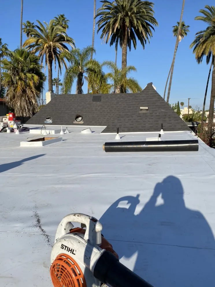 Slide of Daniel’S Roofing