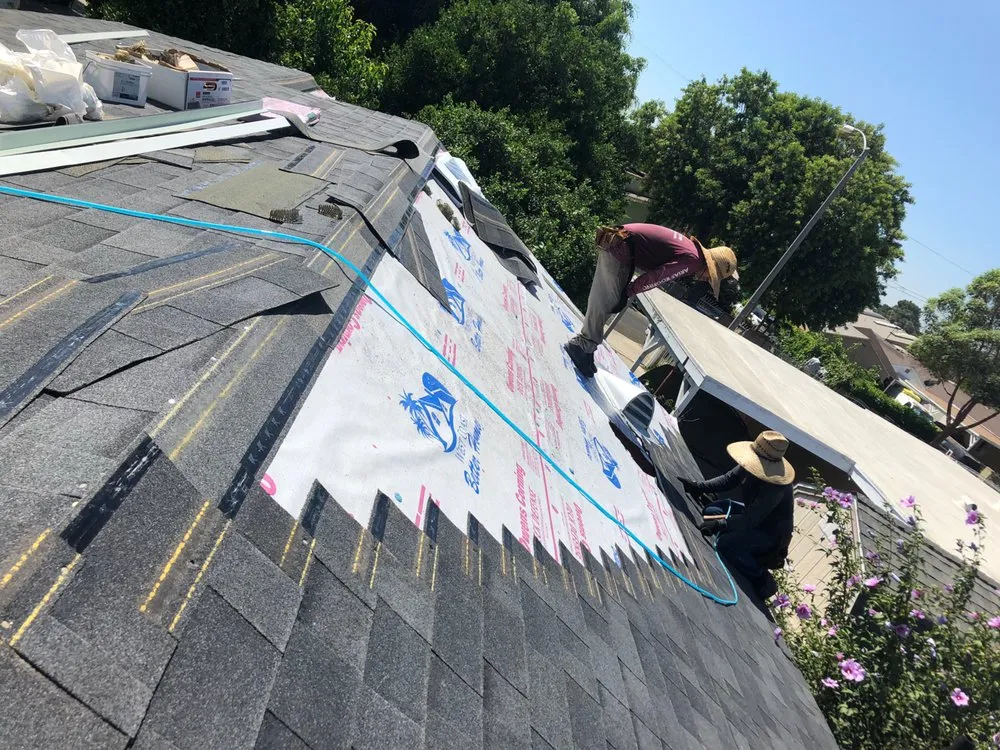 Slide of Daniel’S Roofing