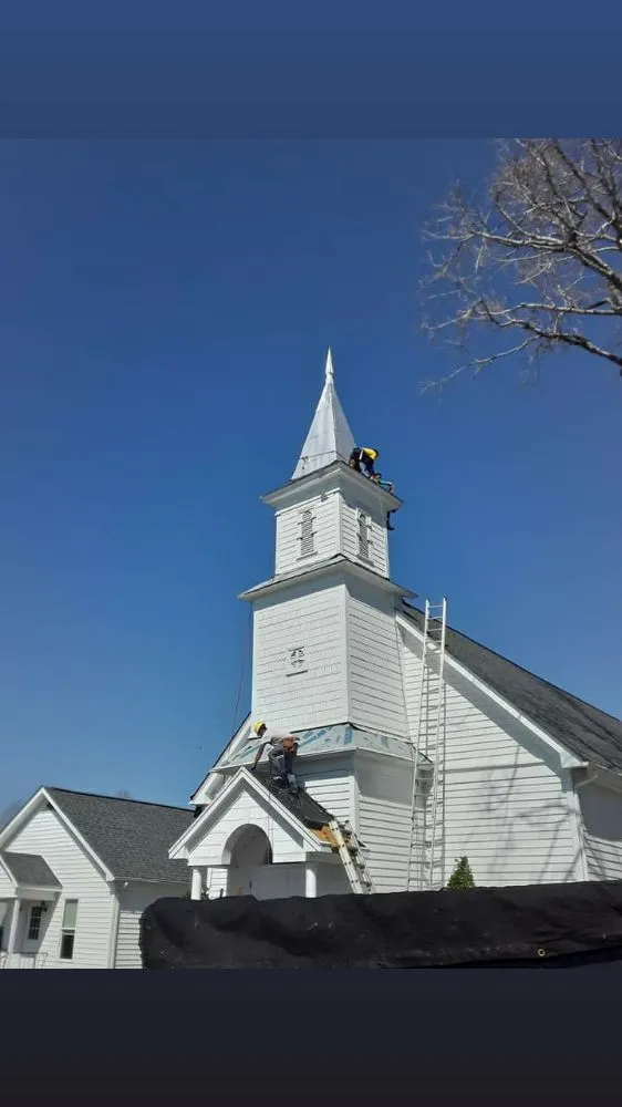 Licensed roof leak repair in Julian, NC - Danii Construction